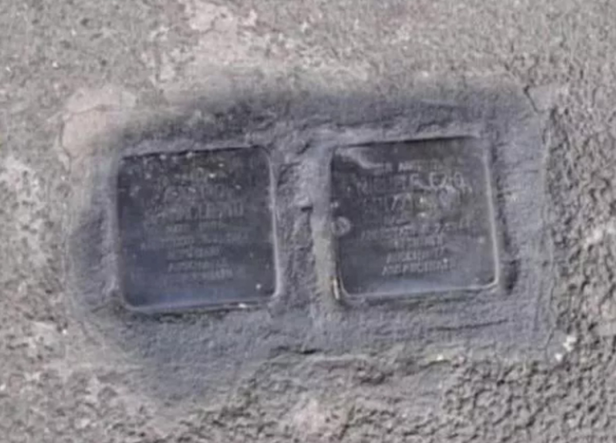 Danni alle “pietre d’inciampo” a Roma. Vienna, svastiche nel cimitero ebraico Danni alle “pietre d’inciampo” a Roma. Vienna, svastiche nel cimitero ebraico