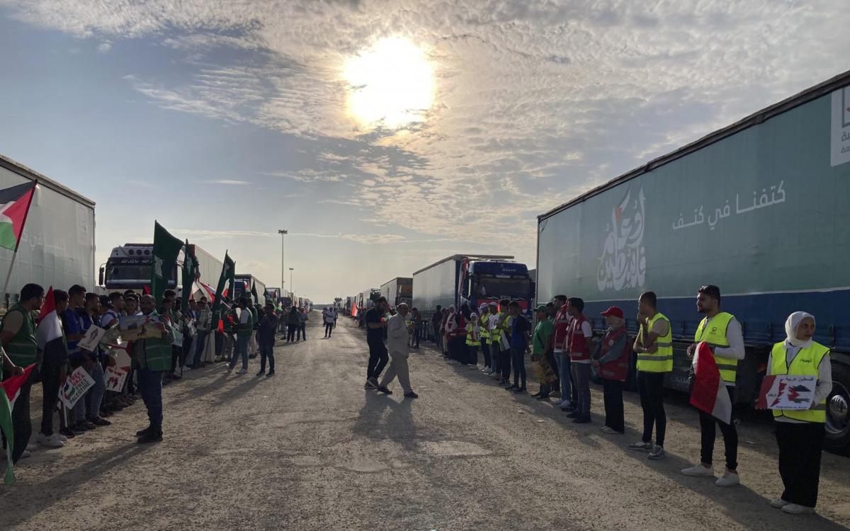 Hamas: “Ostaggi in cambio del cessate il fuoco”. Quattro italiani via da Gaza