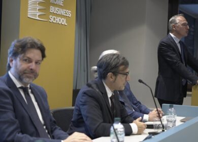 Intelligenza artificiale, Fantinati: “Problema politico e di equità”