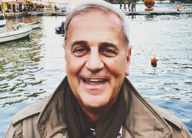Seveso esondato, Bertolino: “Io a spostar sacchi, i giovani a postare”