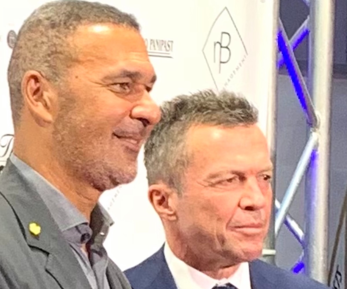 Gullit denunciato dai figli 30enni, chiesti 500 mila euro. “Non ci mantiene”