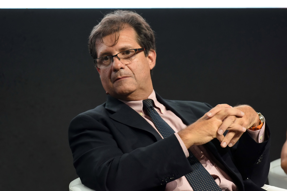 Scherzo a Meloni, si dimette il consigliere diplomatico Francesco Talò Scherzo a Meloni, si dimette il consigliere diplomatico Francesco Talò
