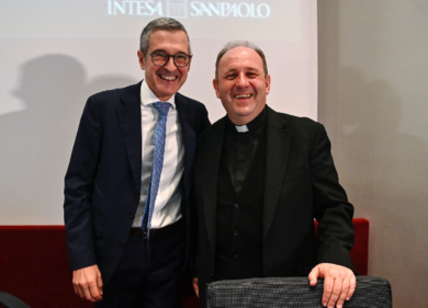 Intesa Sanpaolo e Caritas, presentati i risultati di “Aiutare chi aiuta”