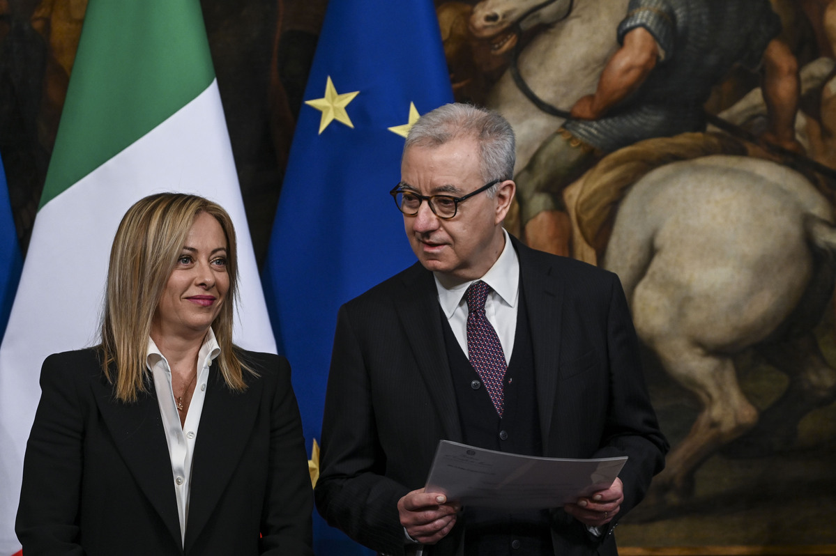 Scherzo telefonico alla premier, Mantovano si è “melonizzato” Scherzo telefonico alla premier, Mantovano si è “melonizzato”