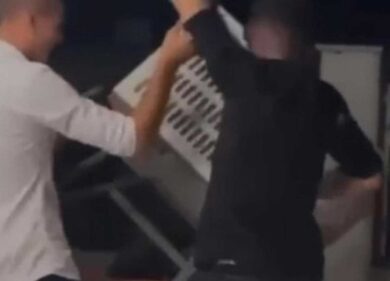 Caprette uccise e buttate nel laghetto: erano diventate mascotte dei bambini