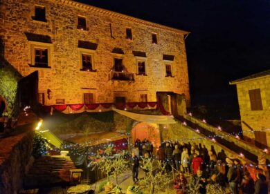 Duemila candele per illuminare il presepe di Bolsena: l’evento accende Natale