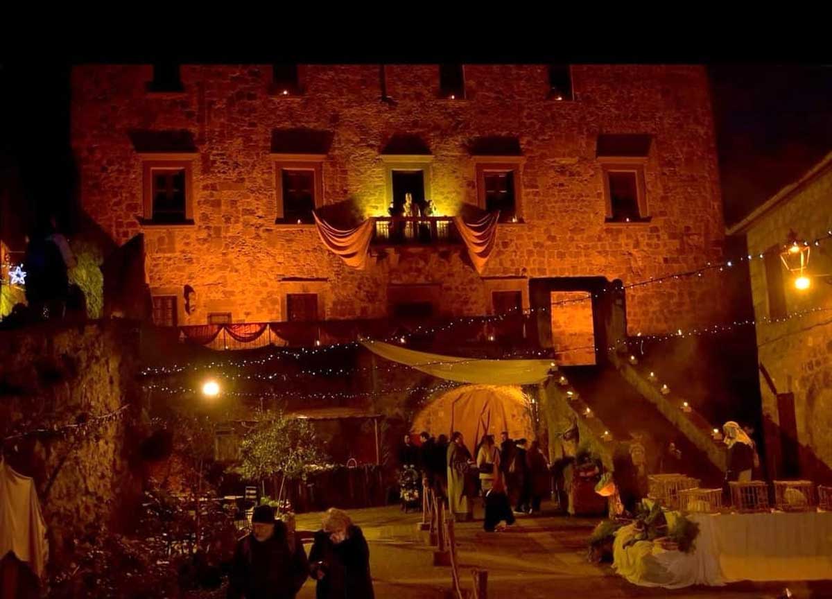 Duemila candele per illuminare il presepe di Bolsena: l’evento accende Natale Duemila candele per illuminare il presepe di Bolsena: l’evento accende Natale
