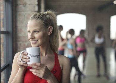 Inflazione, il tè al bar costa troppo: protesta degli inglesi