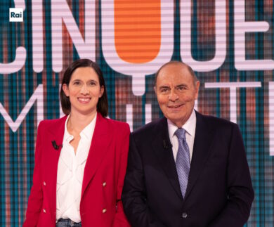 Ascolti tv, Schlein spegne i Cinque Minuti di Vespa. Vola Porta a Porta