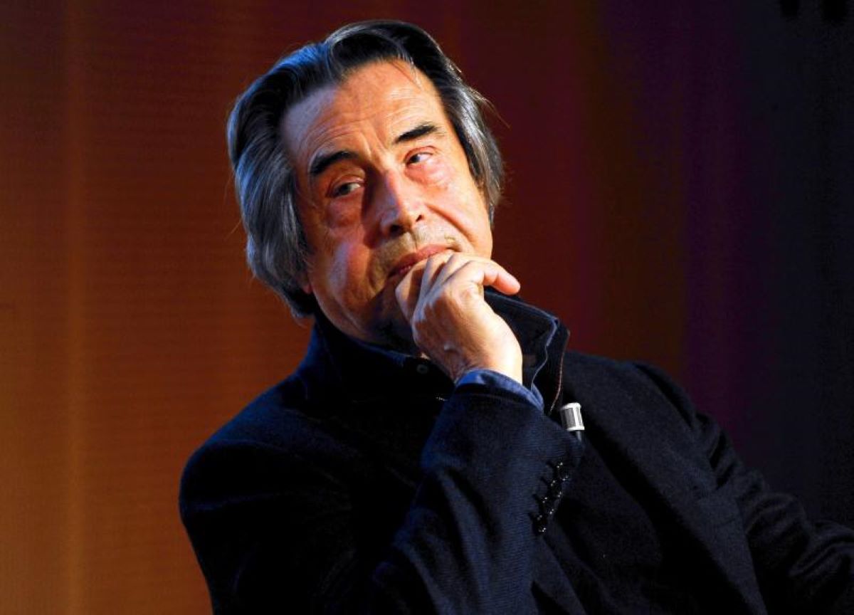 Muti: “Vendono la casa di Da Ponte e i media parlano dei Maneskin o Maneskot” Muti: “Vendono la casa di Da Ponte e i media parlano dei Maneskin o Maneskot”