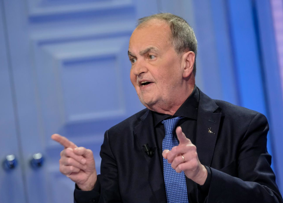 Calderoli: “2024 anno dell’autonomia. Premierato, referendum inevitabile” Calderoli: “2024 anno dell’autonomia. Premierato, referendum inevitabile”