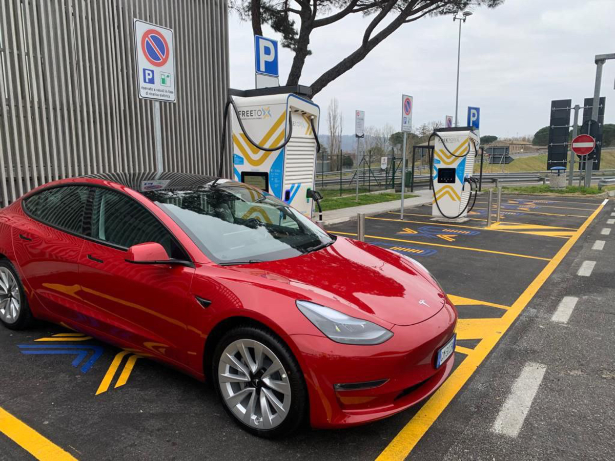 ASPI, Free To X: terminata l’installazione delle 100 stazioni di ricarica ASPI, Free To X: terminata l’installazione delle 100 stazioni di ricarica