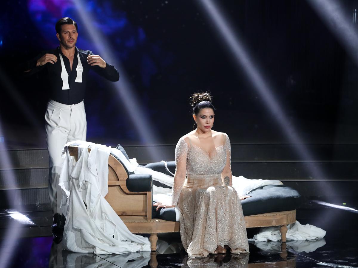 Diletta Leotta, flamenco sensuale a Siviglia. Wanda Nara, Ballando… un valzer da star! Diletta Leotta, flamenco sensuale a Siviglia. Wanda Nara, Ballando… un valzer da star!