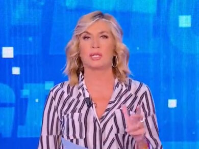 Ascolti tv, Pomeriggio 5 sprofonda. Merlino impantanata al 15% di share