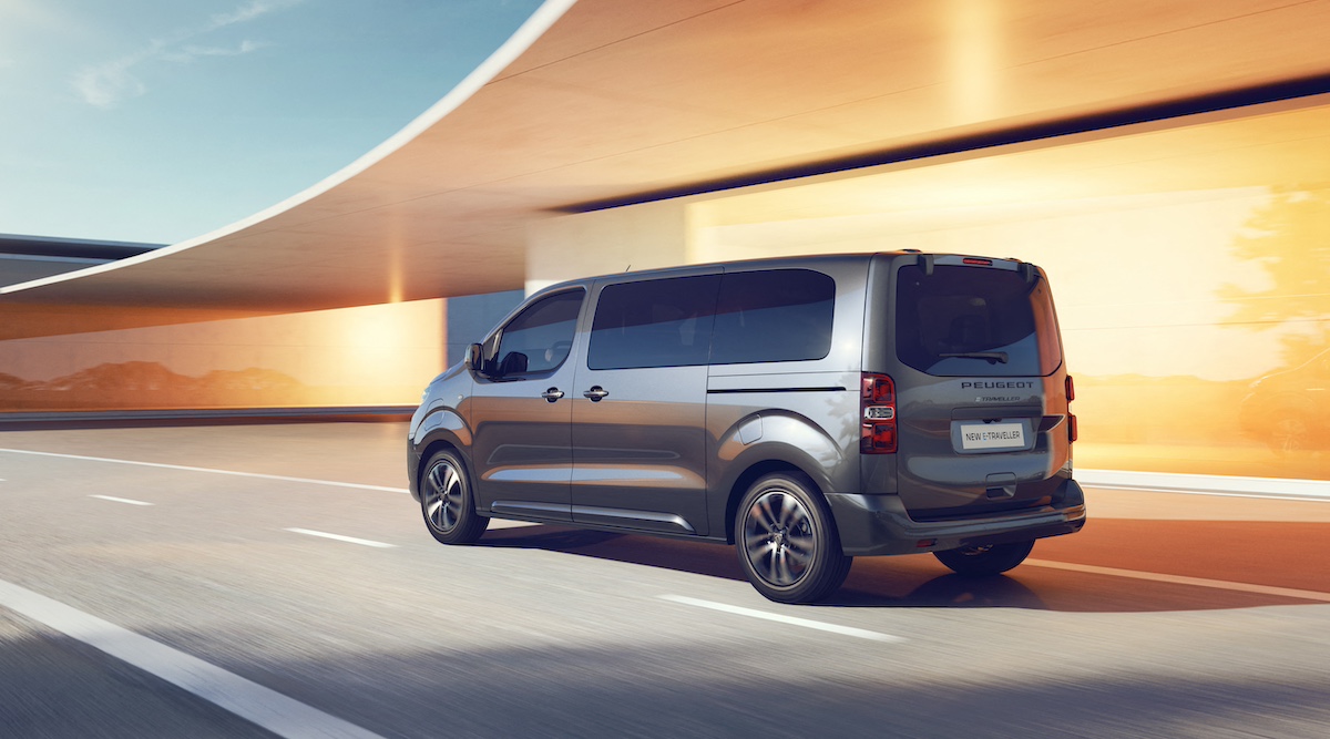 Nuovo Peugeot E-Traveller, il trasporto passeggeri diventa green