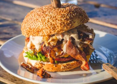 Pollo e maiale? No, zebra e coccodrillo. La nuova moda culinaria del 2024