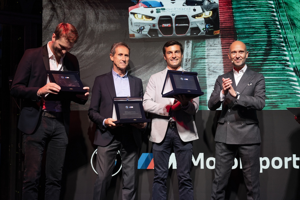 BMW Motorsport debutta nel cuore del “fashion district” di Milano