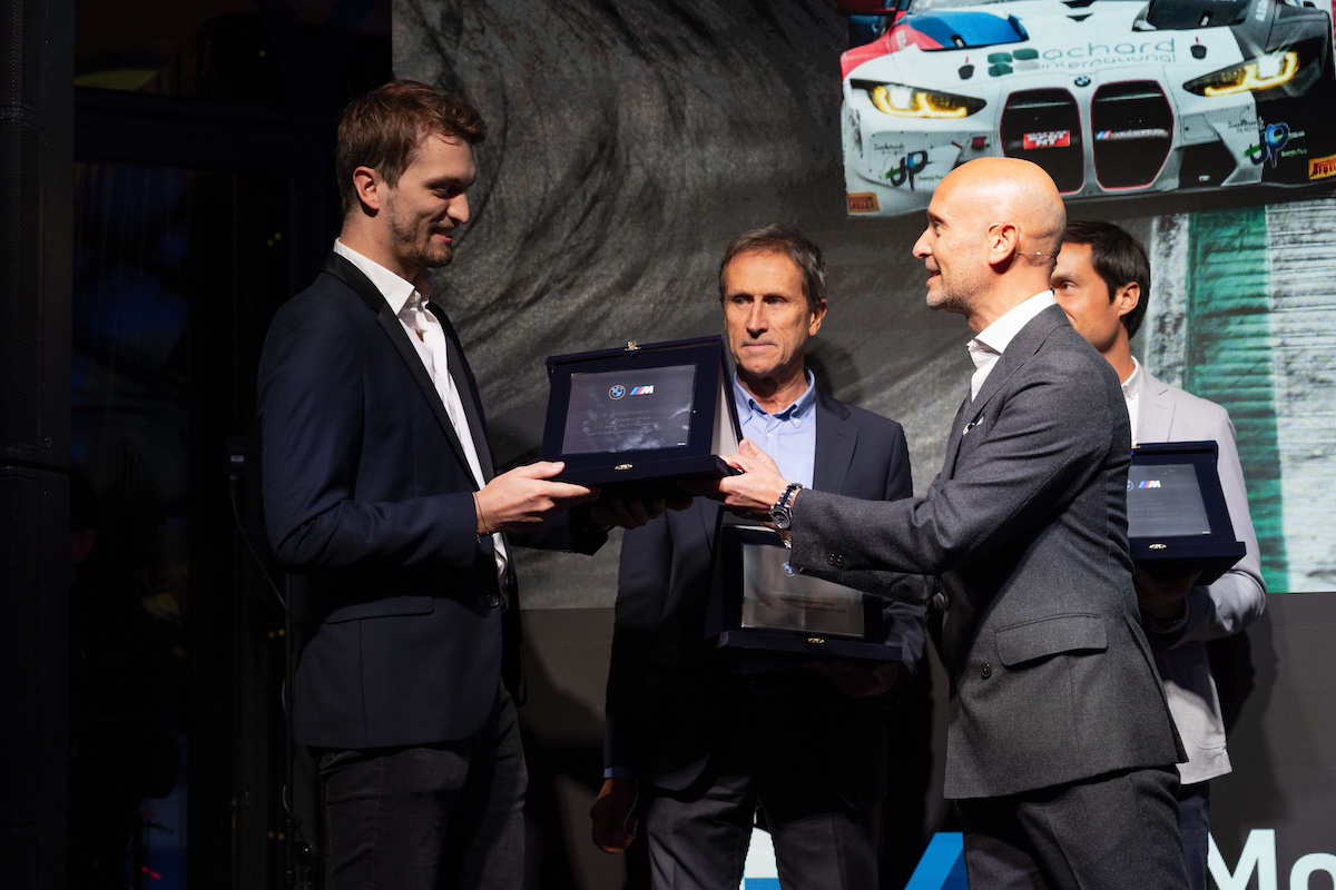 BMW Motorsport debutta nel cuore del “fashion district” di Milano