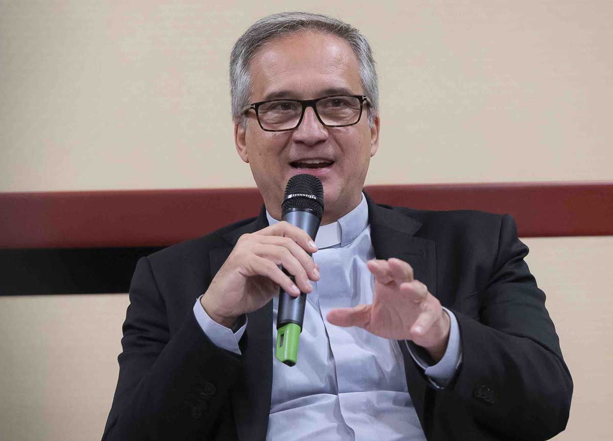 L’intelligenza artificiale anche per il Papa: “A rischio la memoria cattolica” L’intelligenza artificiale anche per il Papa: “A rischio la memoria cattolica”