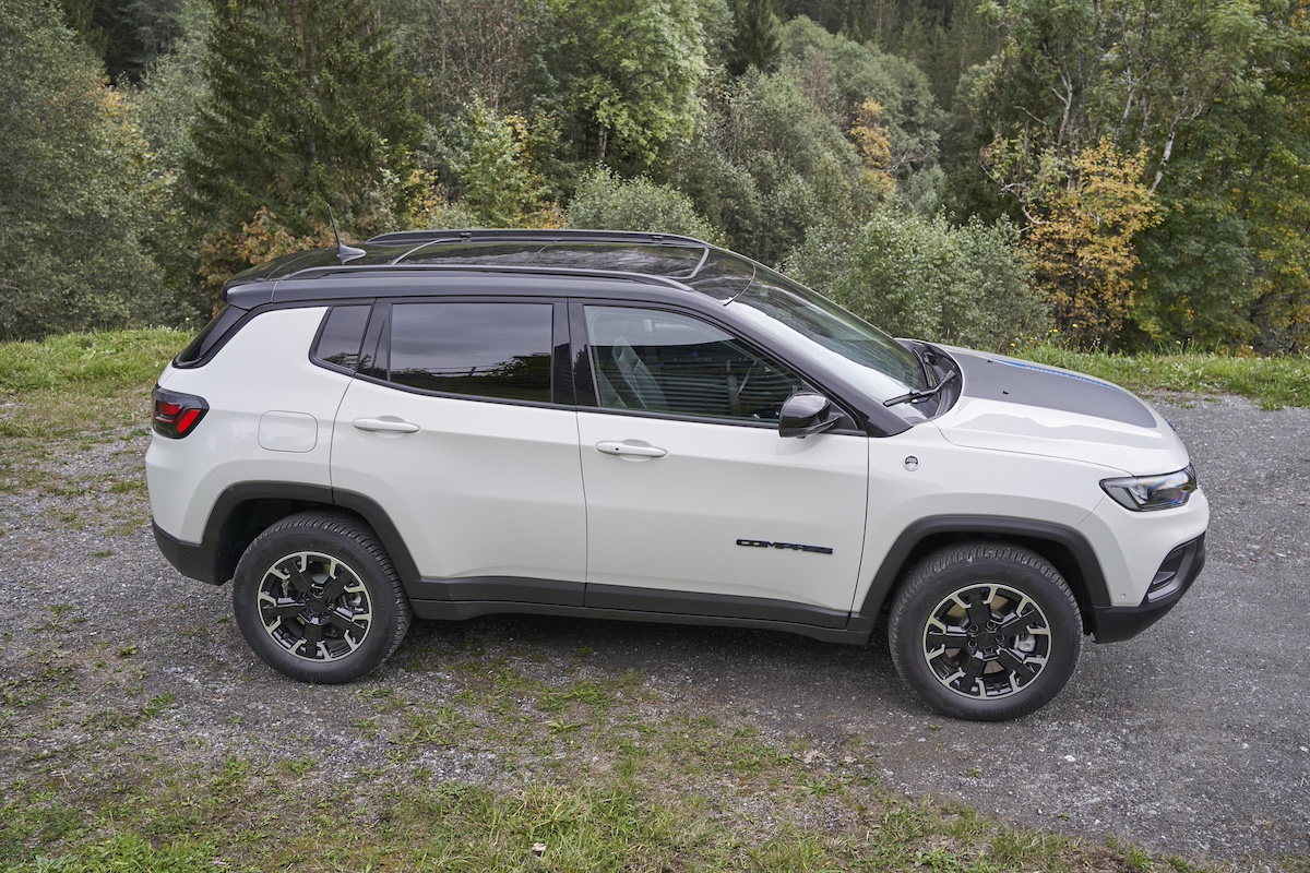 Jeep Compass 4xe incontra il benessere delle terme di Zurzach