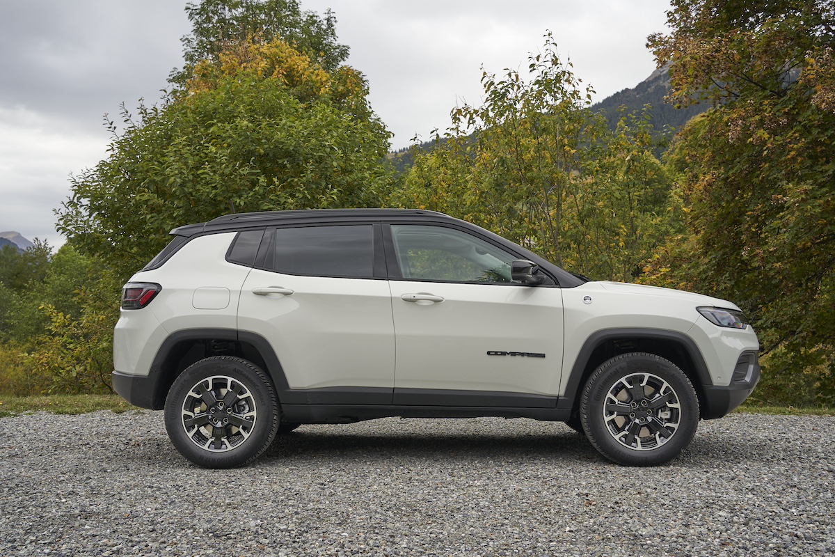 Jeep Compass 4xe incontra il benessere delle terme di Zurzach