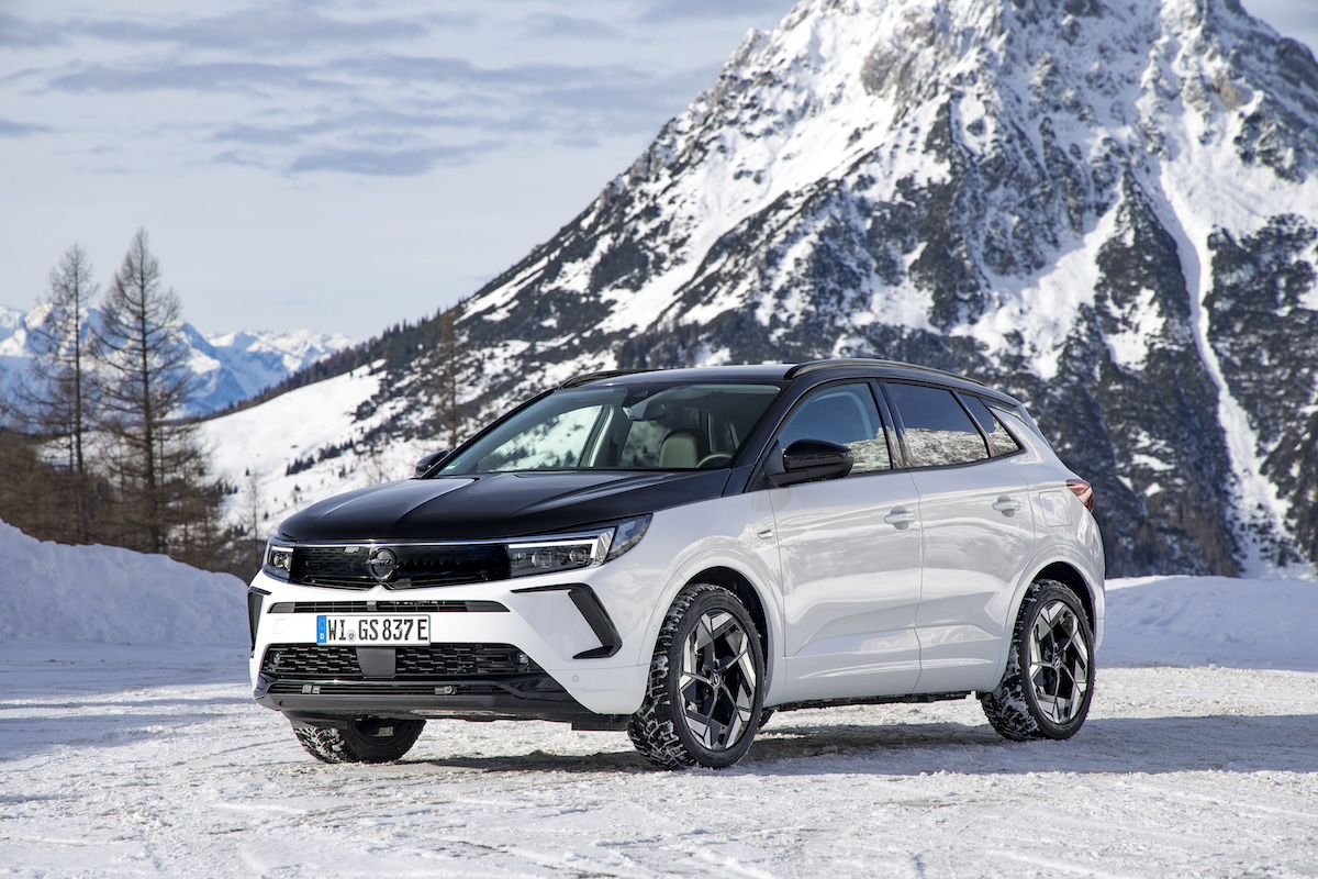 Gamma Opel GSe, i compagni perfetti per le gite invernali Gamma Opel GSe, i compagni perfetti per le gite invernali