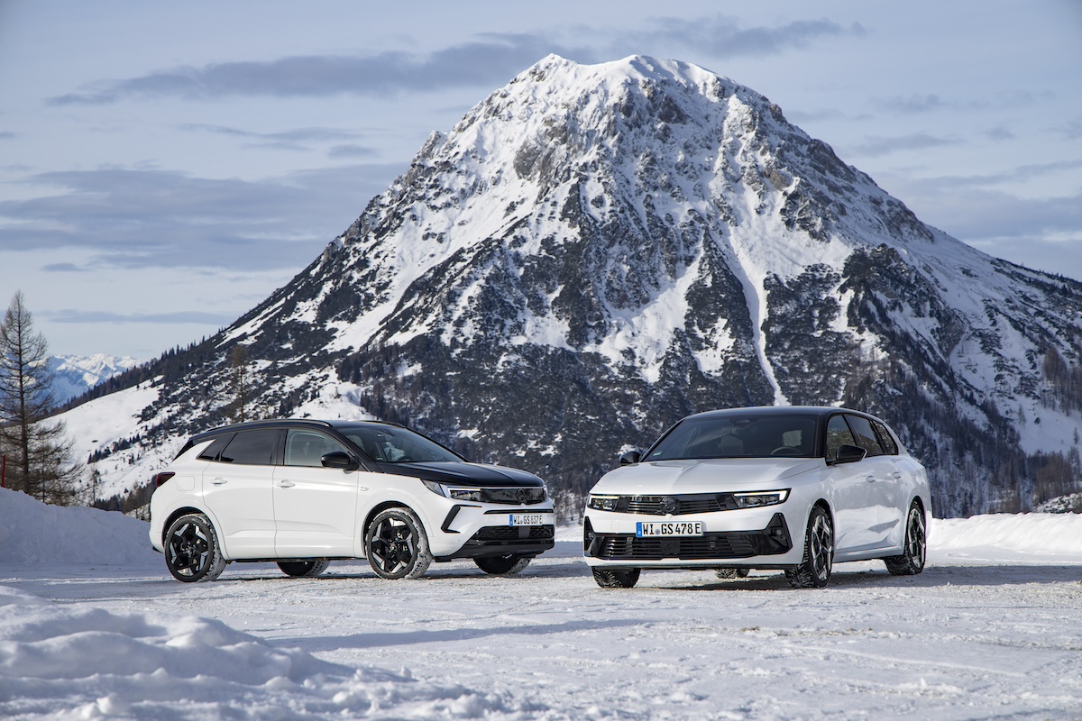 Gamma Opel GSe, i compagni perfetti per le gite invernali Gamma Opel GSe, i compagni perfetti per le gite invernali
