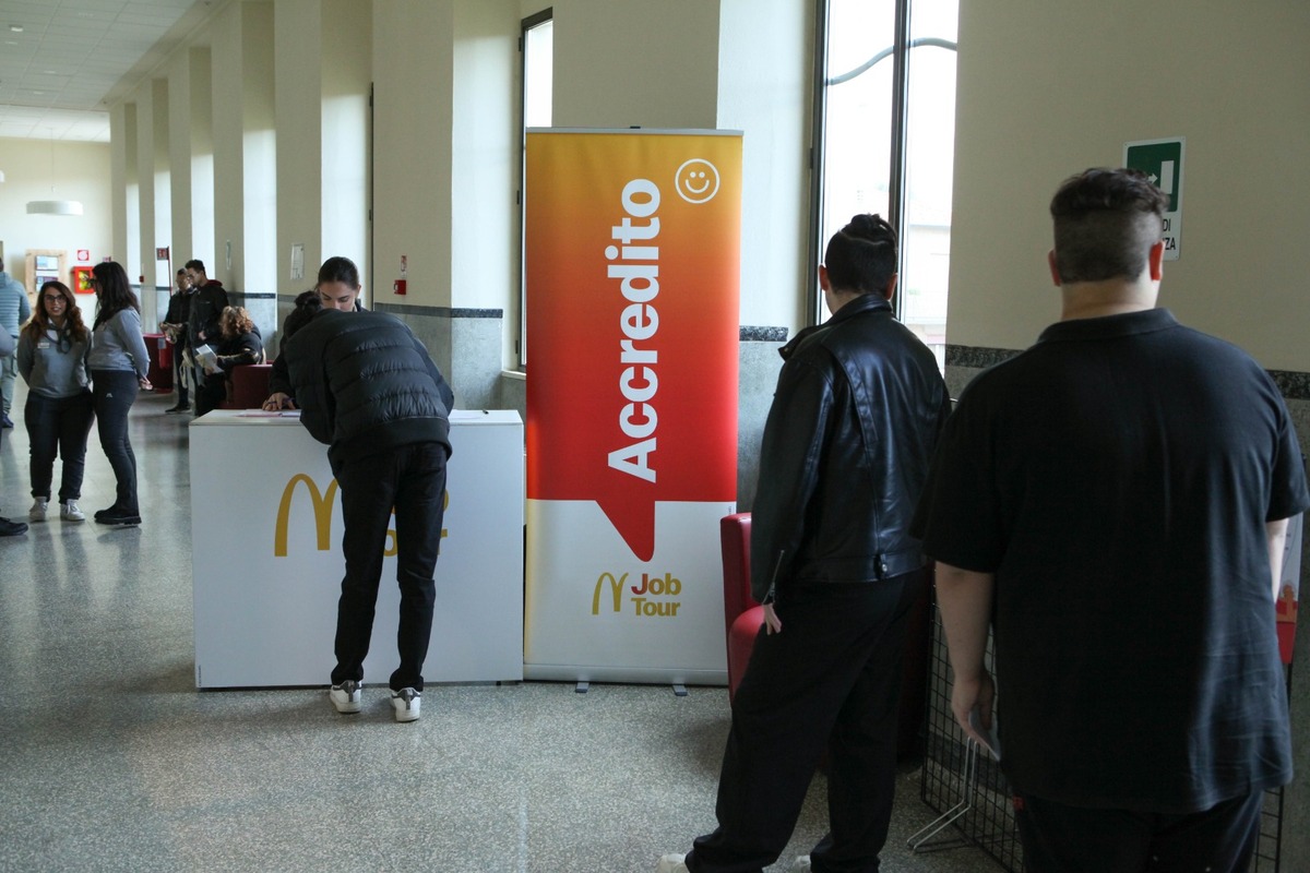 McDonald’s, arriva a Solaro il McDonald’s Job Tour McDonald’s, arriva a Solaro il McDonald’s Job Tour