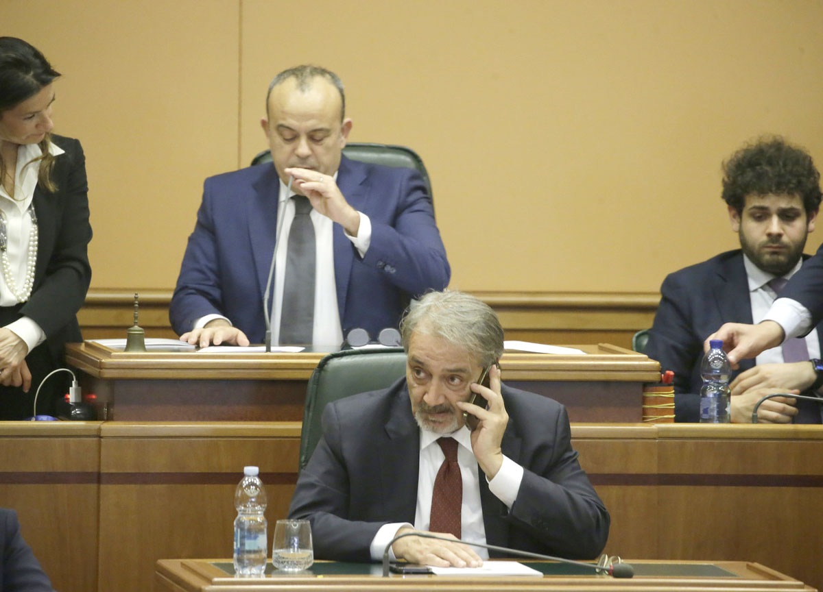 Violenza donne, Aurigemma accende di rosso il Consiglio regionale del Lazio Violenza donne, Aurigemma accende di rosso il Consiglio regionale del Lazio