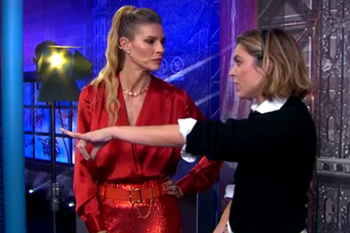 Martina Colombari, fuorionda a sorpresa di lady Costacurta al GialappaShow