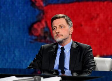 Talk show, Giannini acchiappa Caracciolo. Sprint di Senaldi, battuto Sallusti