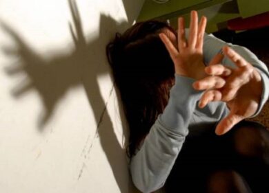 Ex marito violento: “Picchiavo sempre mia moglie, mi sono fatto curare”
