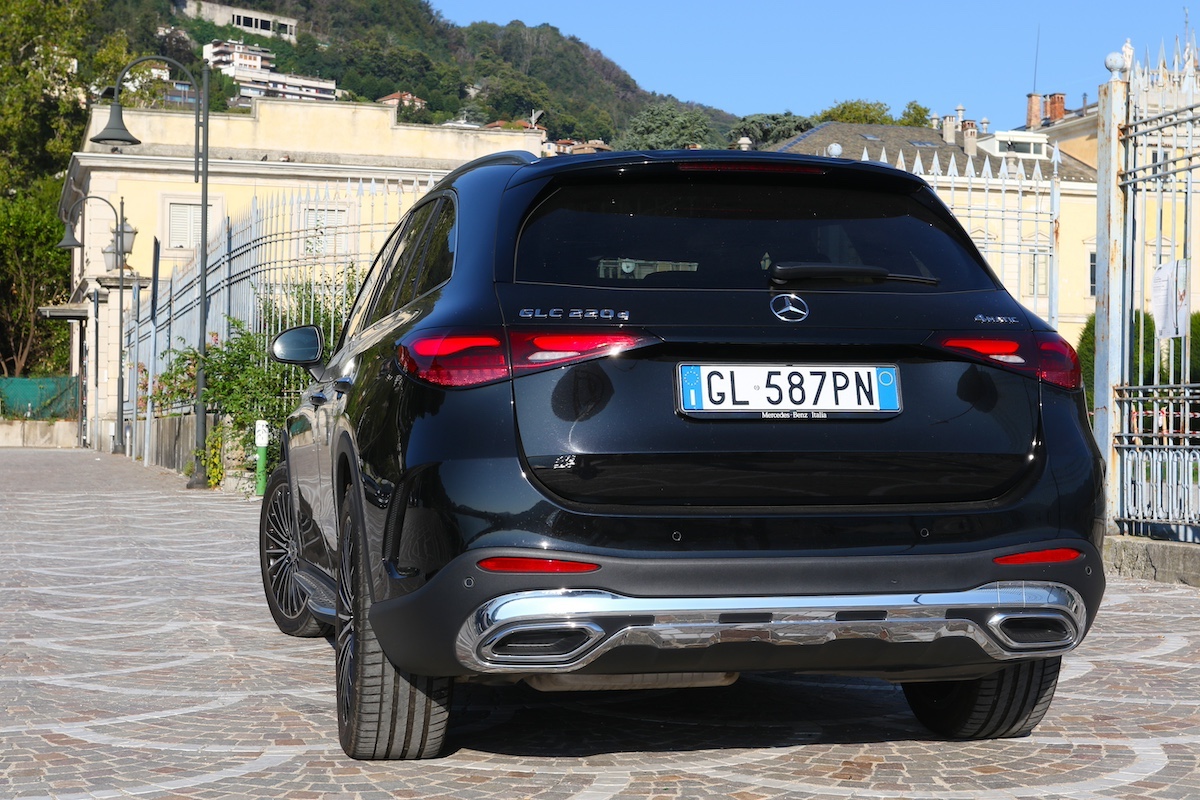 Mercedes-Benz GLC SUV: l’eleganza dell’ibrido sportivo Mercedes-Benz GLC SUV: l’eleganza dell’ibrido sportivo