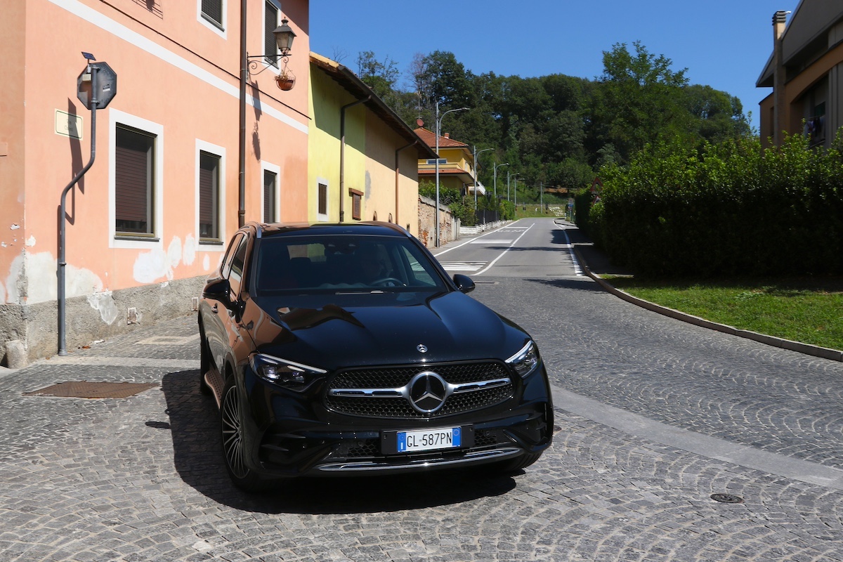 Mercedes-Benz GLC SUV: l’eleganza dell’ibrido sportivo Mercedes-Benz GLC SUV: l’eleganza dell’ibrido sportivo