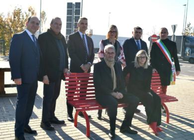 Autrogrill, 25 Novembre: previste panchine rosse nelle aree di servizio