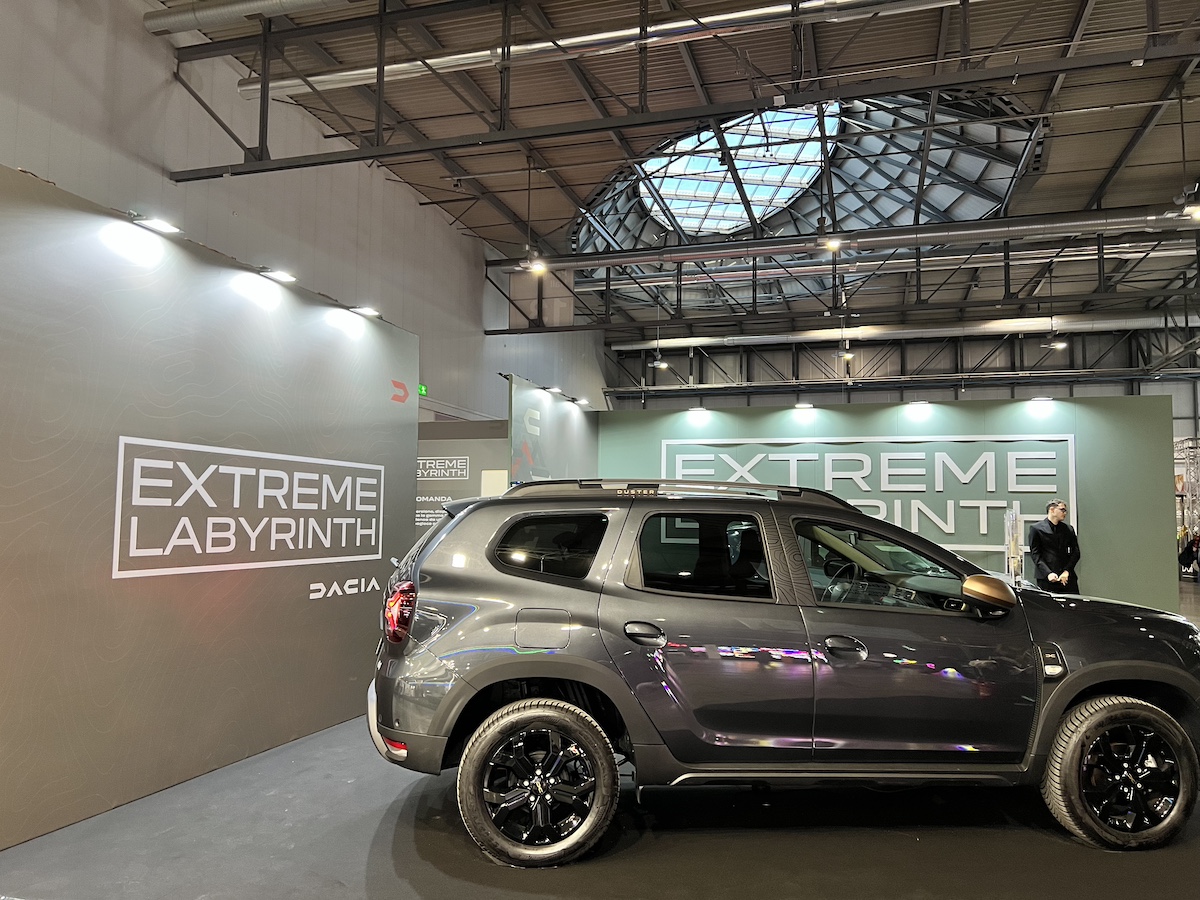 Dacia entra nel mondo del gaming  alla Milan Games Week