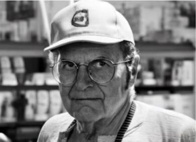 Bersani con parrucca bionda e baffi: il debutto da attore al Film Festival