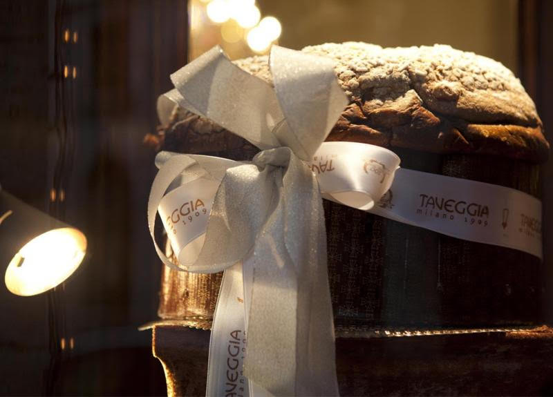 Natale: torna il “Panettone sospeso” a Milano Natale: torna il “Panettone sospeso” a Milano