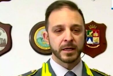 Gdf, muore facendo kite surf il tenente colonnello Russo. Aveva solo 40 anni