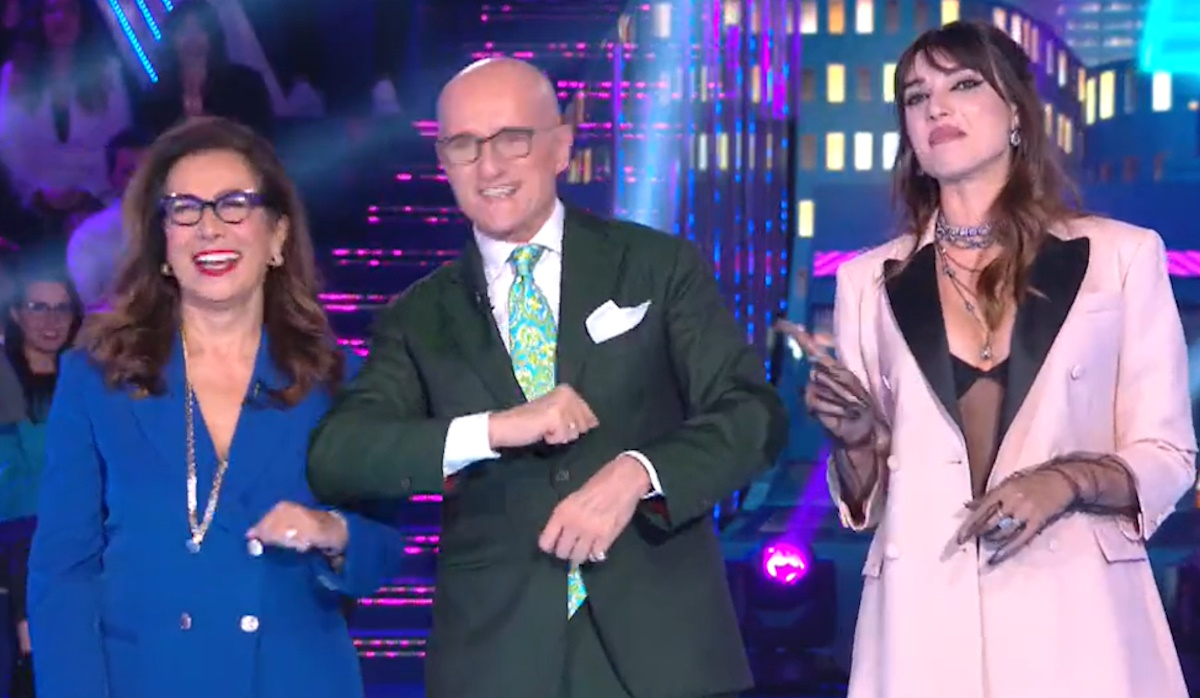 Ascolti tv, il GF torna primo e va oltre il 21% di share. Porro in lieve calo Ascolti tv, il GF torna primo e va oltre il 21% di share. Porro in lieve calo