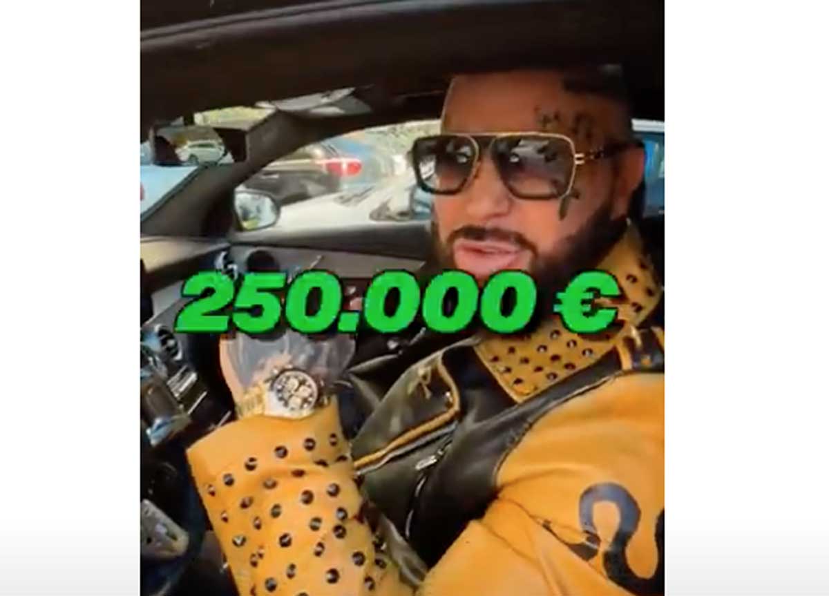Il crimine non paga: cannibalizzata l’auto dell’influencer Er Brasiliano VIDEO