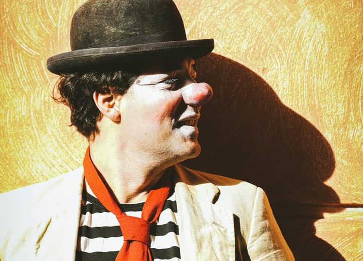 Il grande circo entra a teatro e nasce la magia da sogno di Circo Magique