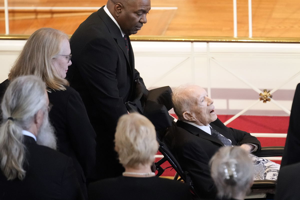 Usa, l’ex presidente Jimmy Carter al funerale della moglie Rosalynn Usa, l’ex presidente Jimmy Carter al funerale della moglie Rosalynn