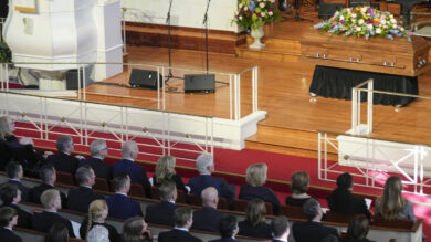 Usa, l’ex presidente Jimmy Carter al funerale della moglie Rosalynn
