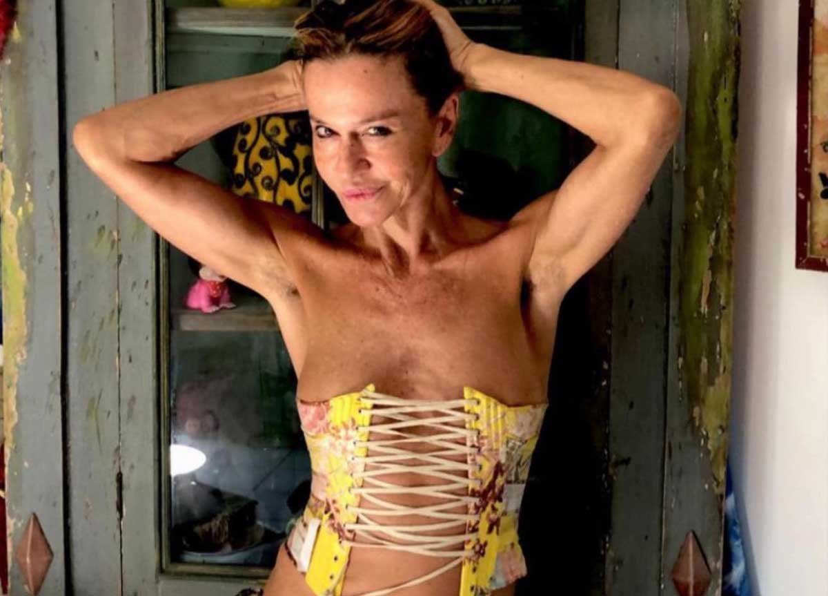 “Dio nel suo armadio nasconde vestiti femminili”. Gender a teatro, Eva sfida “Dio nel suo armadio nasconde vestiti femminili”. Gender a teatro, Eva sfida