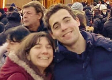 Filippo trattato da vip: libri, colloqui col prete e permessi. “Che schifo”