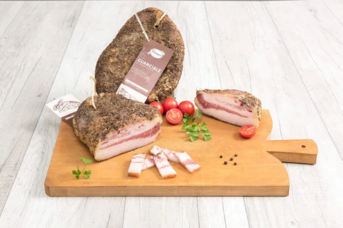 Fiorucci, il prosciutto non tira più: in arrivo licenziamenti di massa Fiorucci, il prosciutto non tira più: in arrivo licenziamenti di massa