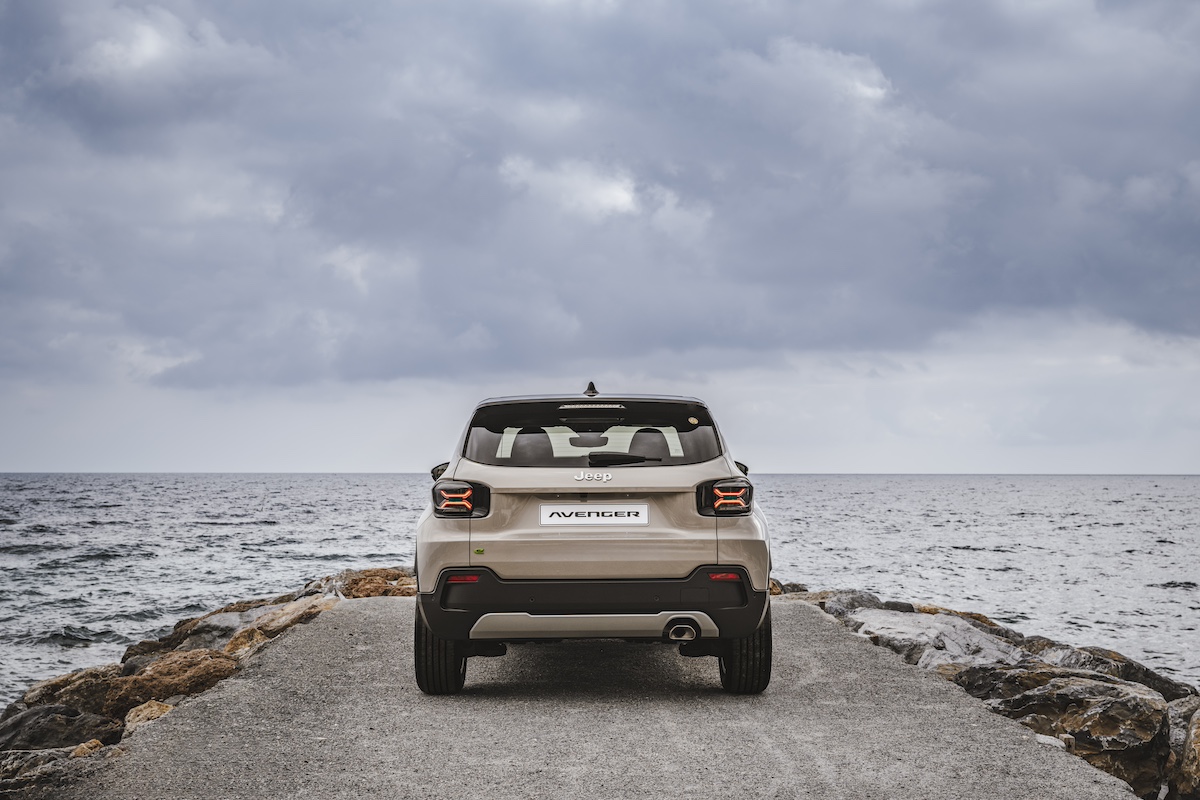 Nuova Jeep Avenger, prezzi e allestimenti del  MY24