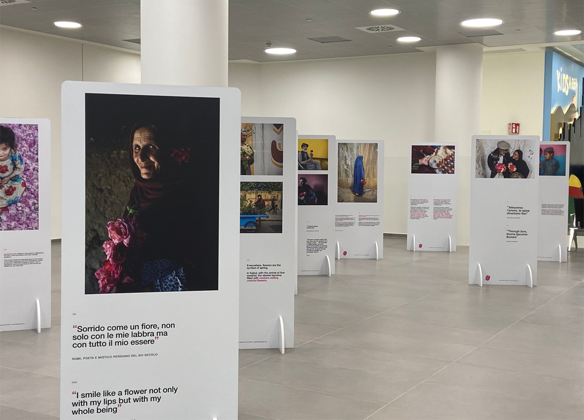 SEA, inaugurata a Linate la mostra “Afghanistan: Rose sotto le Spine” SEA, inaugurata a Linate la mostra “Afghanistan: Rose sotto le Spine”