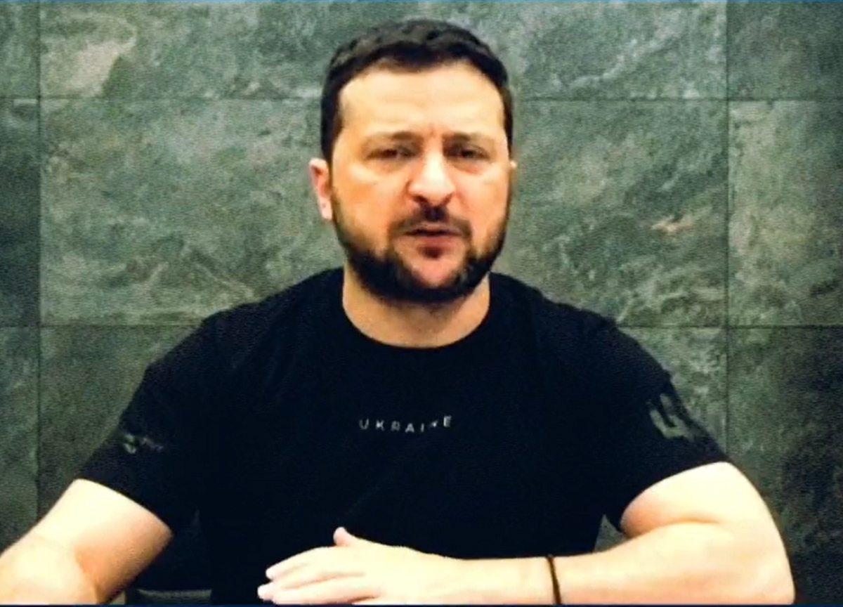 Ucraina, Zelensky si blinda: stop a elezioni fino alla fine della guerra Ucraina, Zelensky si blinda: stop a elezioni fino alla fine della guerra